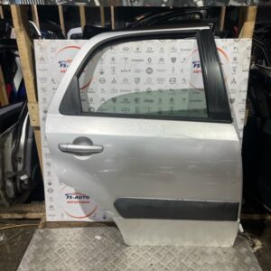 Дверь задняя правая Suzuki Sx4 УНИВЕРСАЛ 1.6 M16A