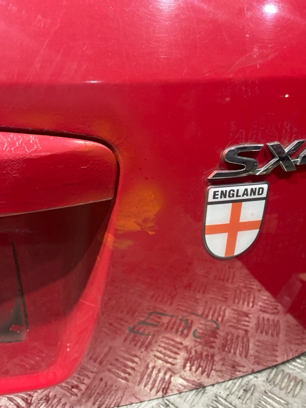 Дверь багажника задняя Suzuki Sx4 ХЕТЧБЕК 1.6 M16A — изображение 9