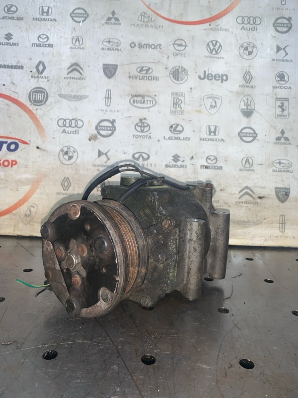 Компрессор кондиционера Ford Mondeo 3 B4Y 1.8 CGBB — изображение 4
