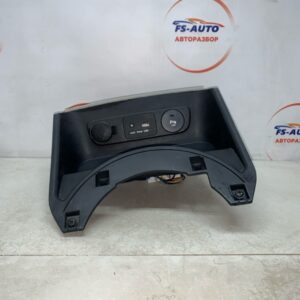 Консоль центральная Kia Sportage 3 SUV 2.0 D4HA