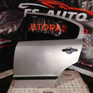 Дверь боковая задняя левая Suzuki SX4 СЕДАН 1.6