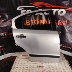 Дверь боковая задняя правая Suzuki SX4 СЕДАН 1.6