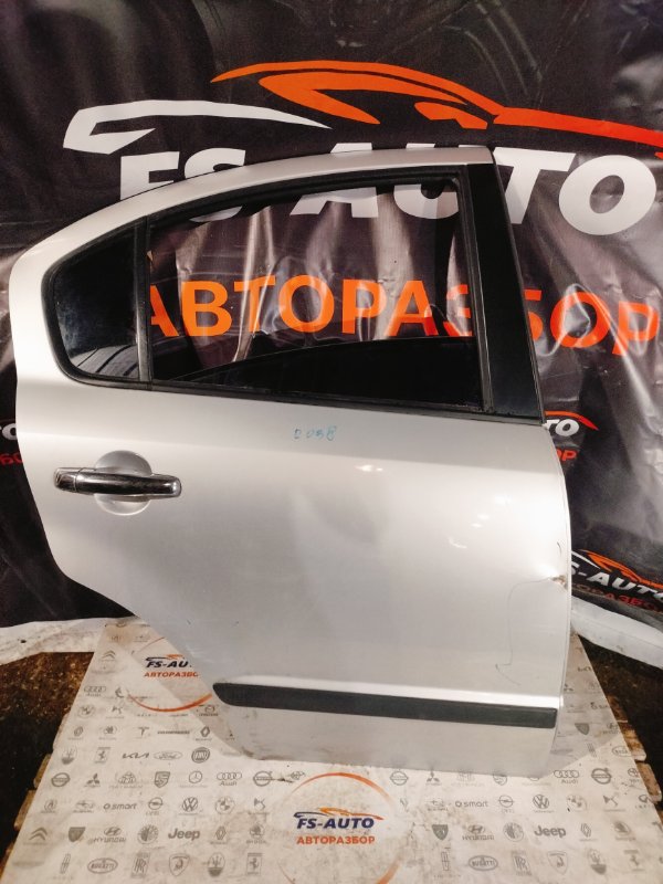 Дверь боковая задняя правая Suzuki SX4 СЕДАН 1.6 — изображение 8